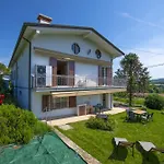 Вилла Roberta & Garden *