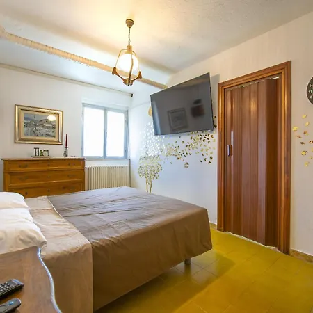 Roberta & Garden Villa *
