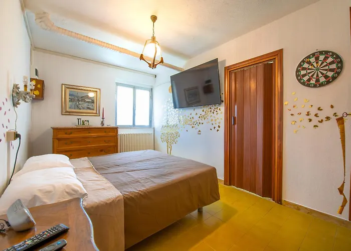 Roberta & Garden Villa