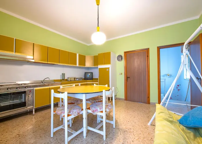 Roberta & Garden Villa